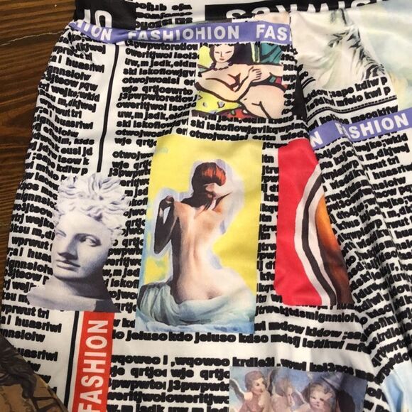 Unique Print Leggings Size fits like XS - Picture 3 of 3